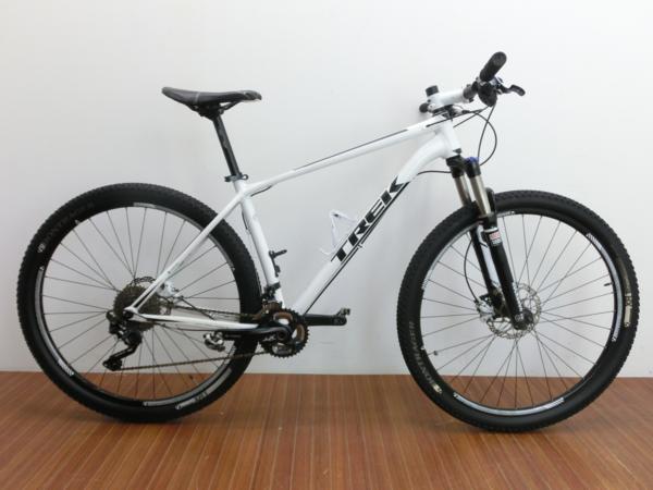 トレック（TREK）マウンテンバイク　SUPERFLY5 ホワイト 自転車